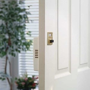 DH993 Mechanical Door Chime Easily Attaches to Door